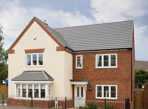 Flitwick house buyers snapping up new-build homes–and now there are just a handful left!